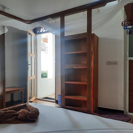 Kajificheni House Bed & Breakfast Nungwi Luaran gambar