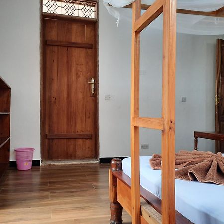 Kajificheni House Bed & Breakfast Nungwi Luaran gambar